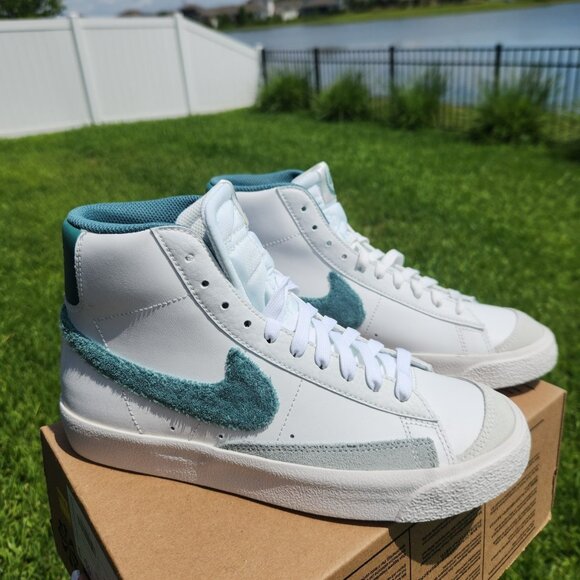 nike blazer mid 77 plant